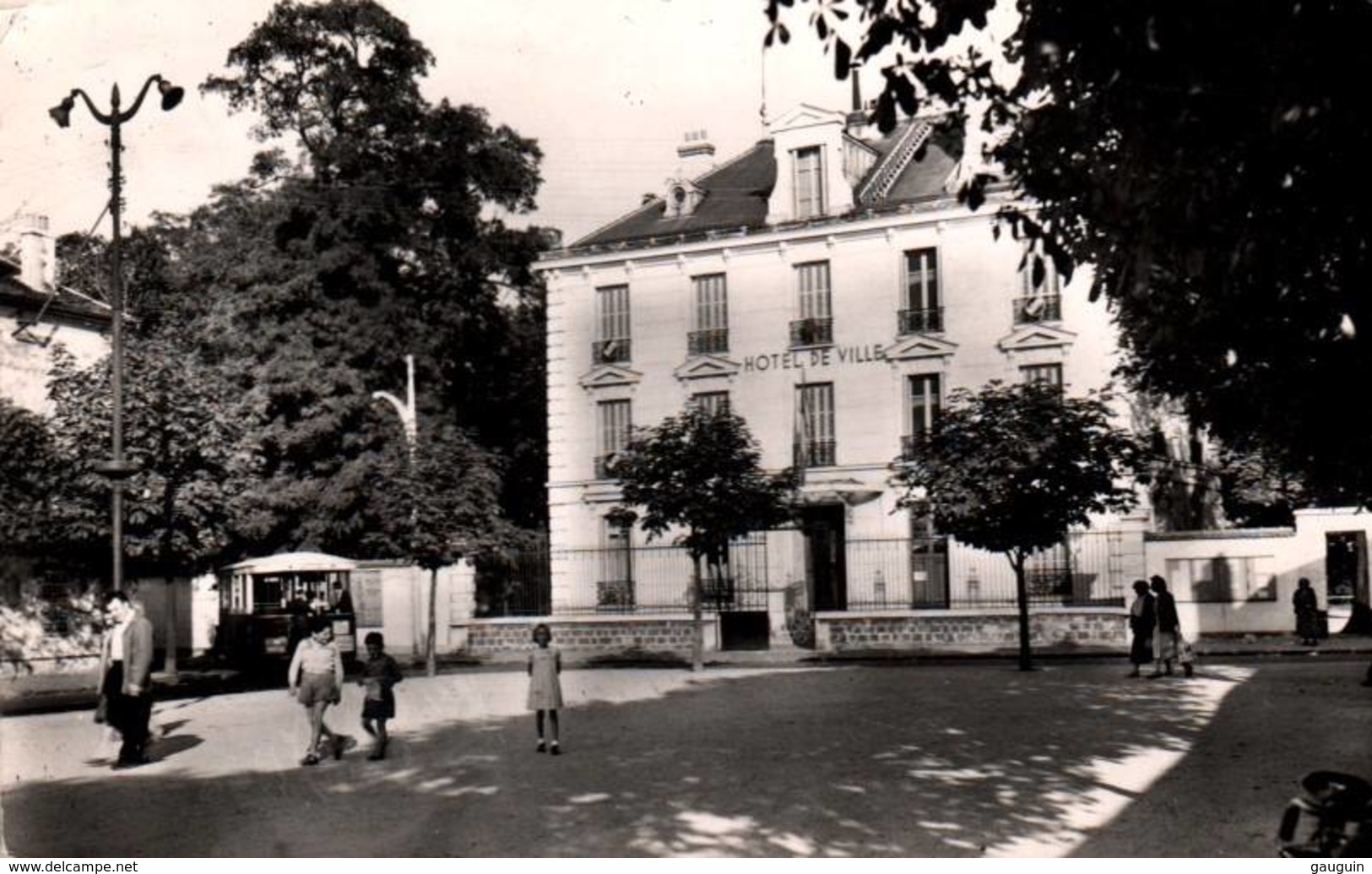 CPSM - BONDY - HOTEL De VILLE - Edition J.Godneff - Bondy