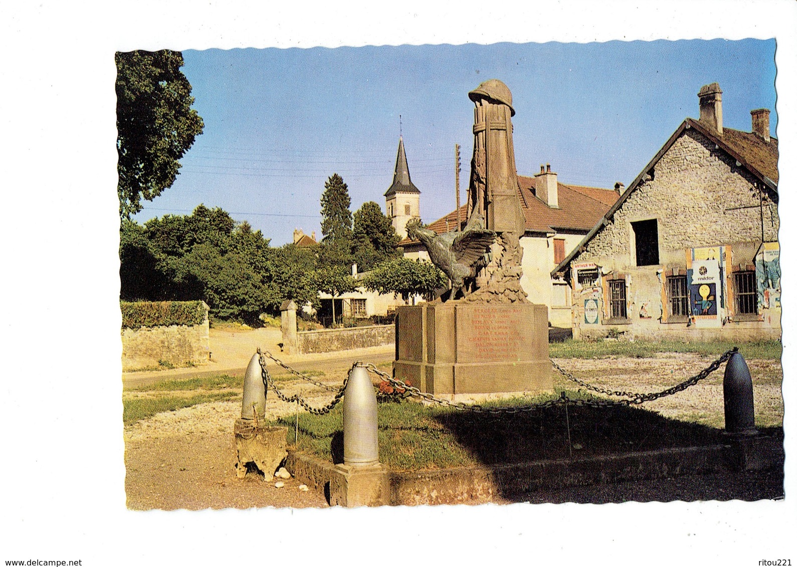 Cpm - 39 - Villers-Farlay - Jura - Monument COQ - AFFICHE Publicité - Villers Farlay