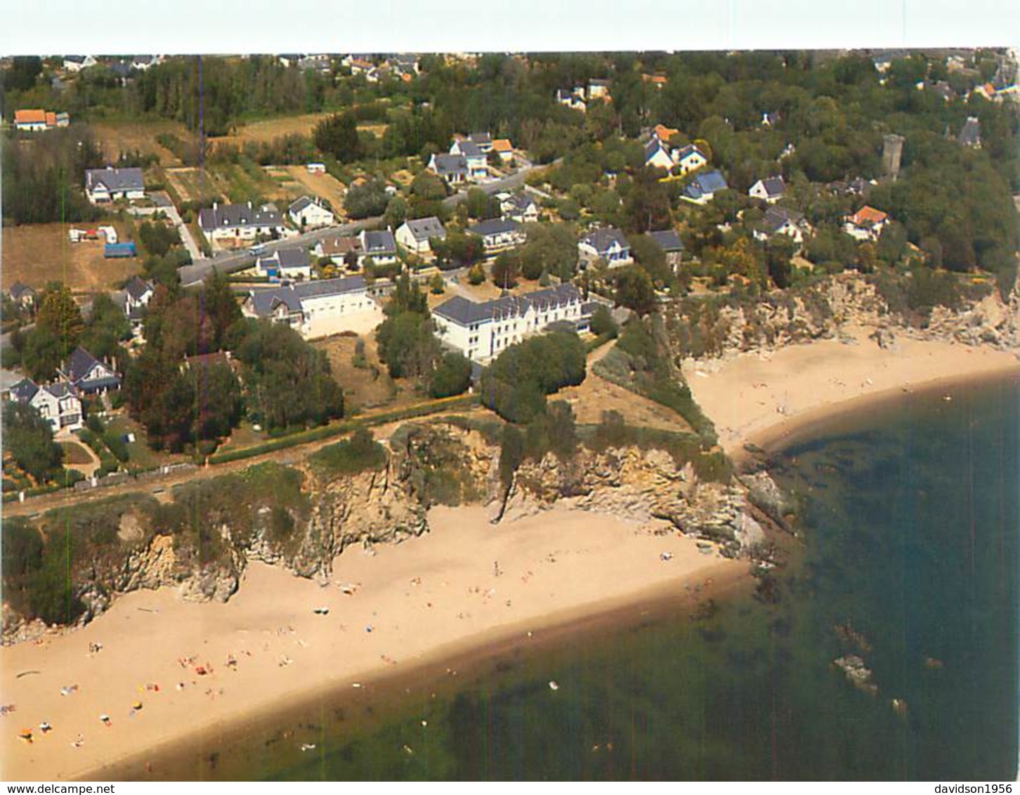 Cpsm    -   Saint Marc Sur Mer -  La Plage Du Grand Traict Et La Colonie L 'Horizon           S529 - Autres & Non Classés