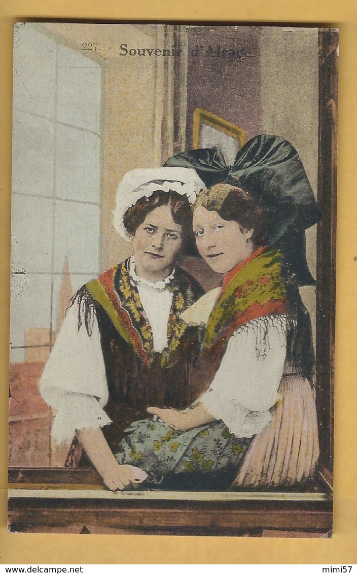 C.P.A. Souvenir Et Costume D'Alsace - Costumes