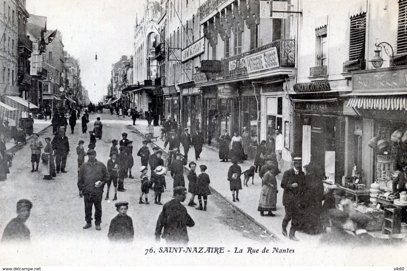 44  SAINT NAZAIRE   LA  RUE DE NANTES - Saint Nazaire