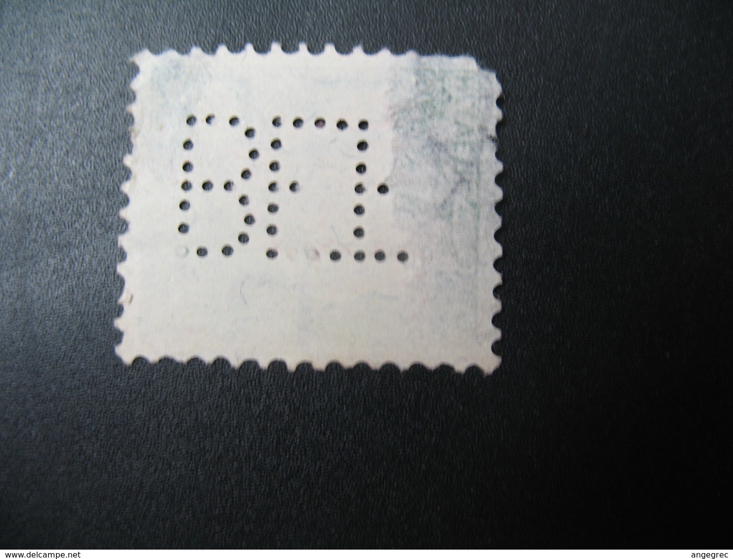 Perforé  Perfin  Suisse  à Voir ;   Perforation    BFE     Ref   B 20 - Perfins