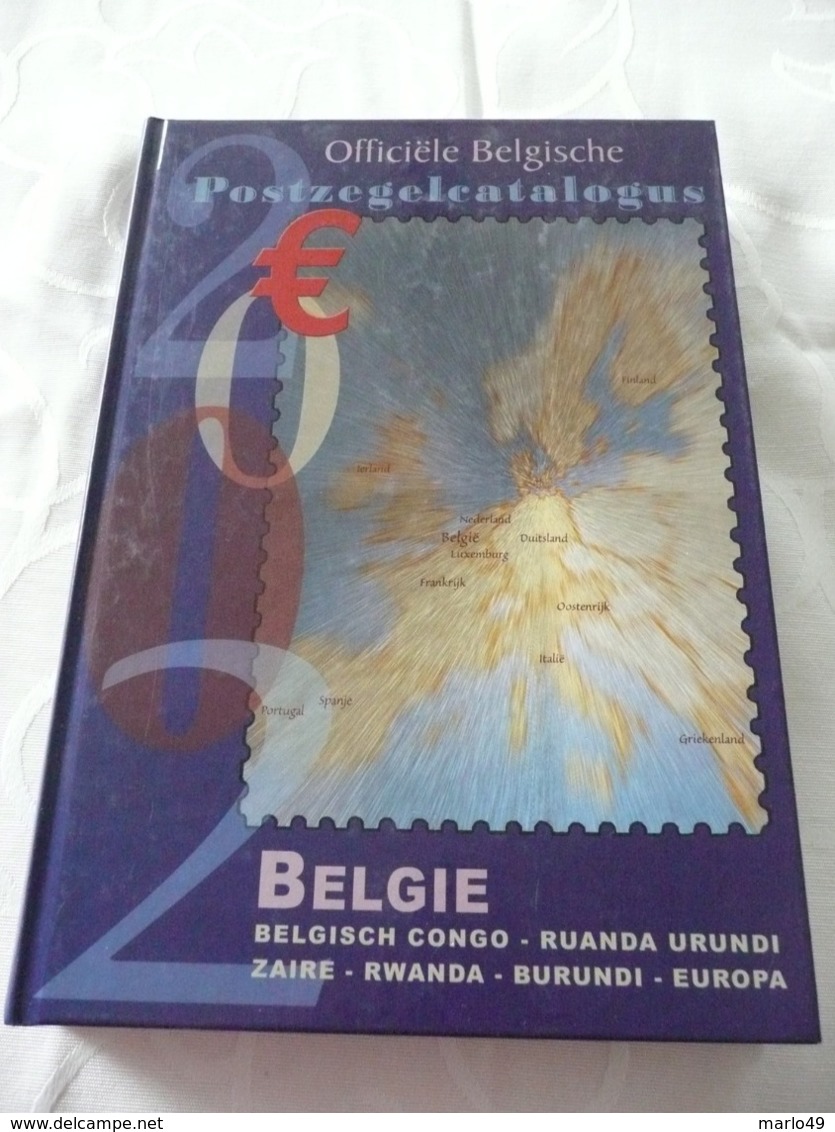POSTZEGELCATALOGUS  BELGIE 2002 - NIEUW MET ZWART-WIT VELLETJE - POSTAGENDA 2001 + ZWART-WIT VELLETJE - Bélgica