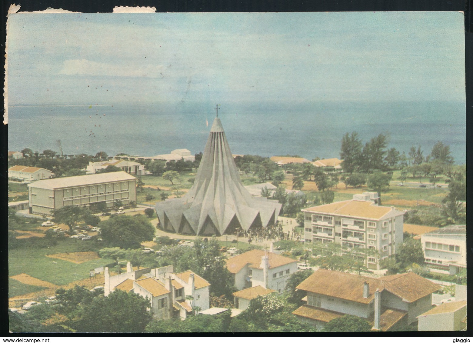 °°° 18901 - MOZAMBICO MOZAMBIQUE - MAPUTO - IGREJA DE SANTO ANTONIO DA POLANA - 1982 With Stamps °°° - Mozambico