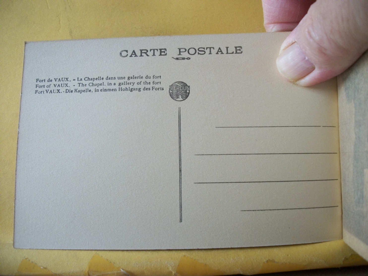 55 2789. CARNET DE 16 CPA SUR LE FORT DE VAUX DANS LA MEUSE