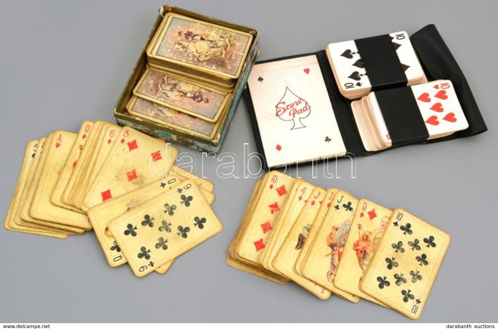 Vegyes Kártyatétel, 5 Pakli Póker Kártya (54x2,52x2, és 46 Lapos), Két Pakli Hiányos Kartondobozban, Kettő Műanyag Tokba - Sonstige & Ohne Zuordnung