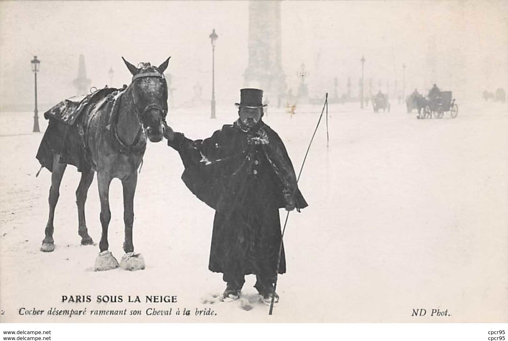 75008. N° 103872 .paris .cocher Desempare Ramenant Son Cheval A La Bride  . - Autres & Non Classés