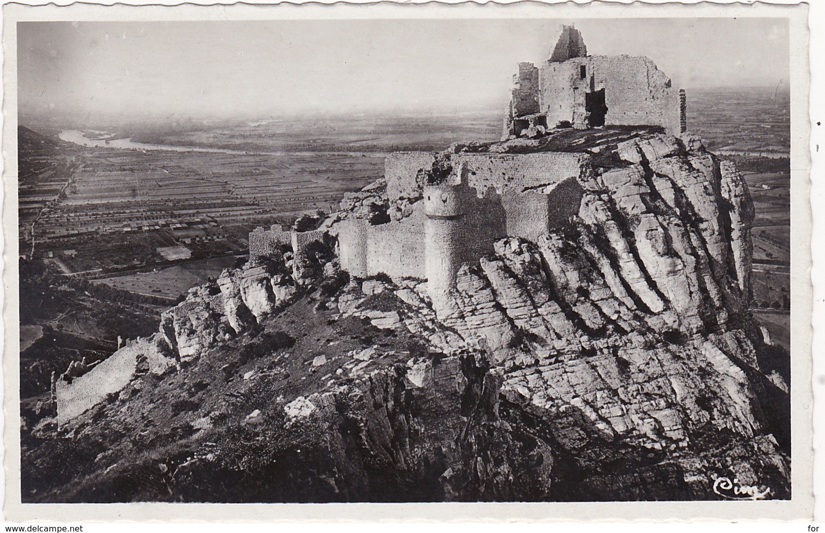 07 : SAINT-PERAY : Ruines Du Chateau De Crussol ( C.p.s.m. - Photo. Véritable ) - Saint Péray