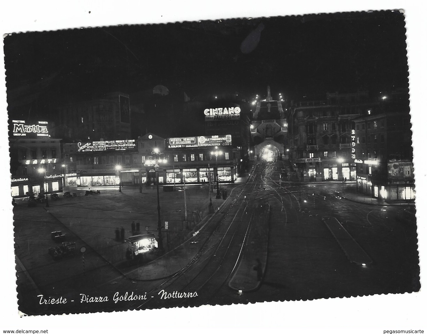 4025 - TRIESTE PIAZZA GOLDONI NOTTURNO 1952 - Trieste