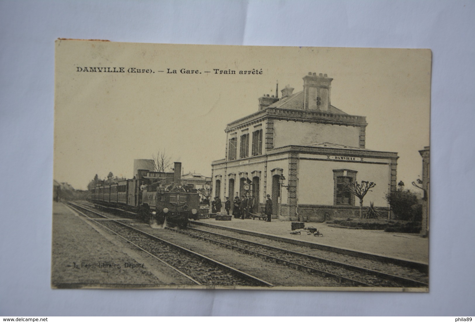 DAMVILLE-la Gare-train Arrete - Autres & Non Classés