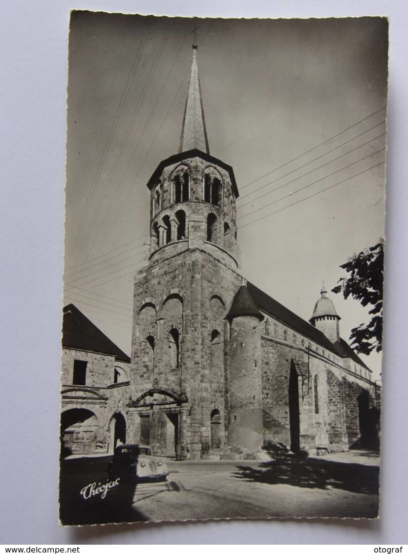 L' Eglise Du XII Eme Siècle - EVAUX Les BAINS - Evaux Les Bains