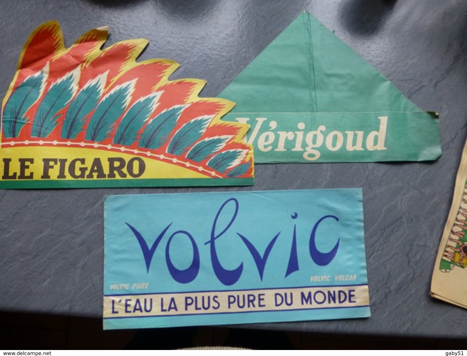 Tour De France Cycliste, Lot De 3 Chapeaux VOLVIC, Le FIGARO, Vérigoud   ; PAP10 - Reclame