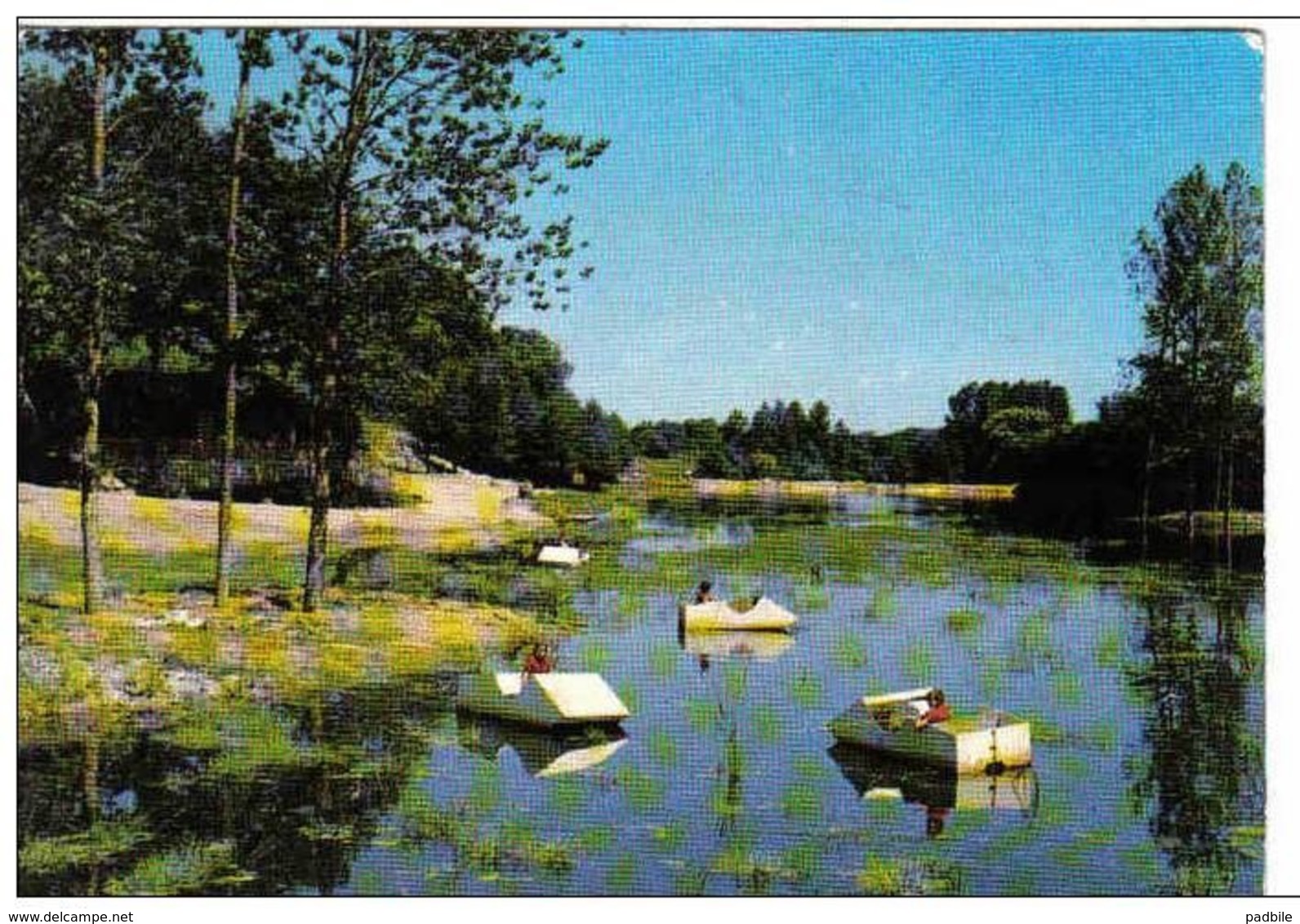 Carte Postale 85. Les Lucs-sur-Boulogne  Enfants Sur Barques Pêchant Le Ranch De L'étang - Les Lucs Sur Boulogne