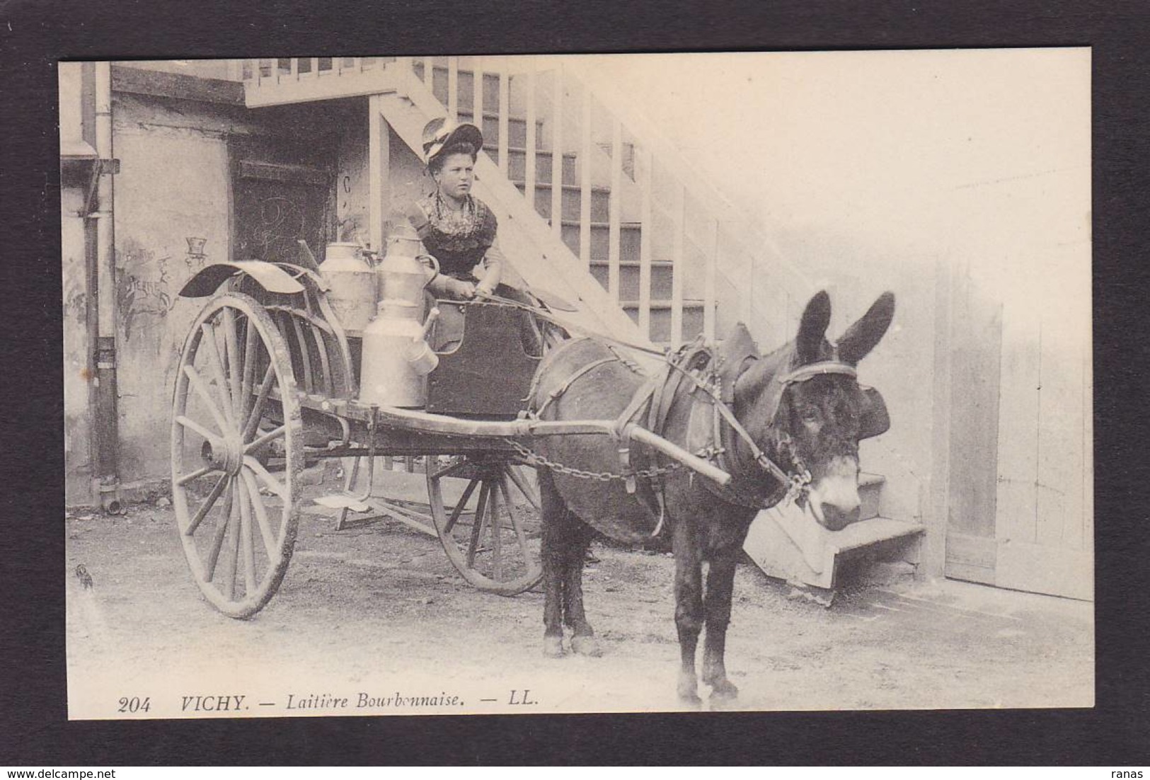 CPA Ane Donkey Non Circulé Vichy Laitière - Anes