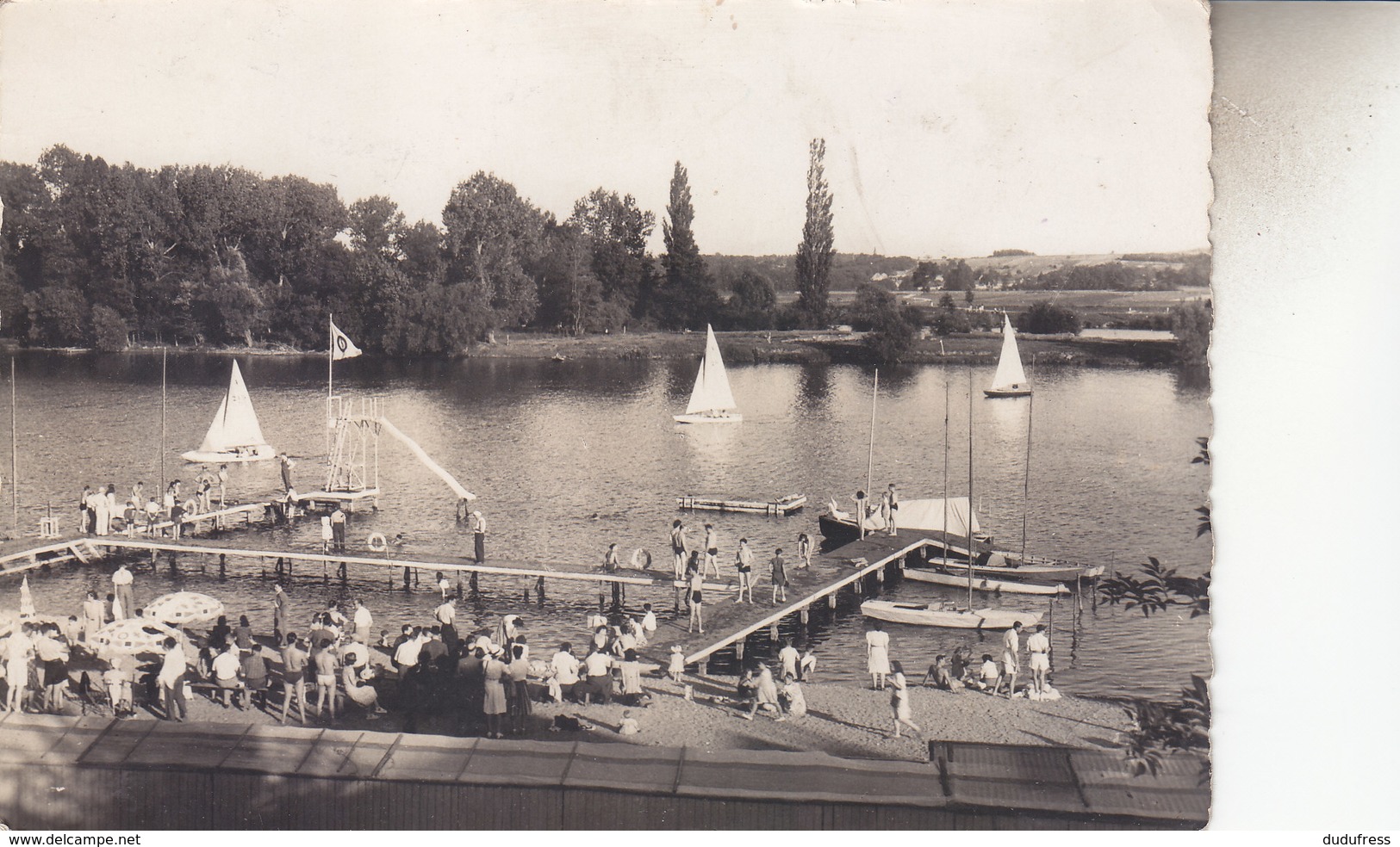 MUIDS   LA PLAGE ET LE CERCLE NAUTIQUE - Muids