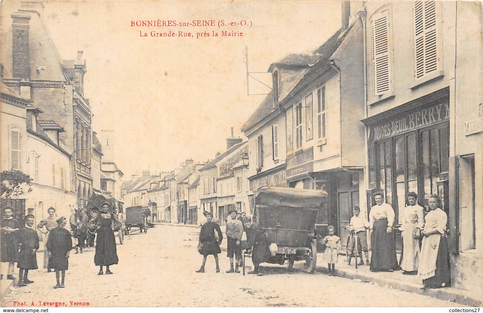 78-BONNIERES-SUR-SEINE- LA GRANDE RUE PRES DE LA MAIRIE - Bonnieres Sur Seine