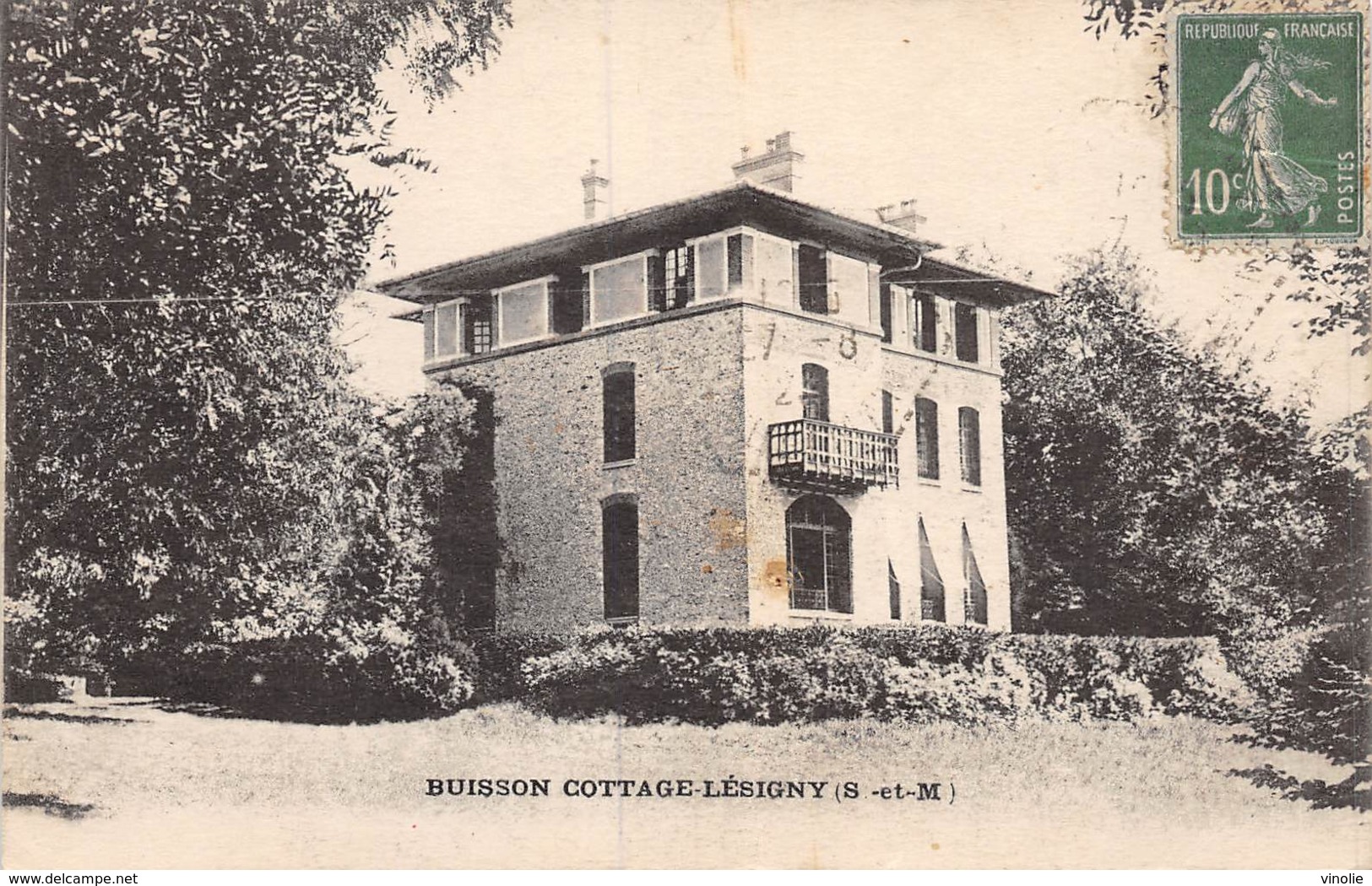 20-2970 : LESIGNY. BUISSON COTTAGE - Lesigny