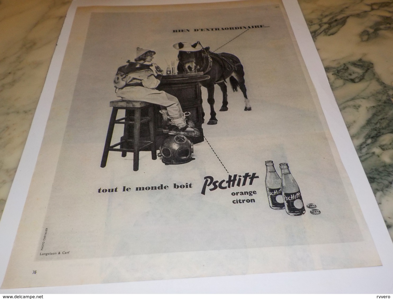 ANCIENNE PUBLICITE TOUT LE MONDE BOIT  LIMONADE PSCHITT  1959 - Affiches