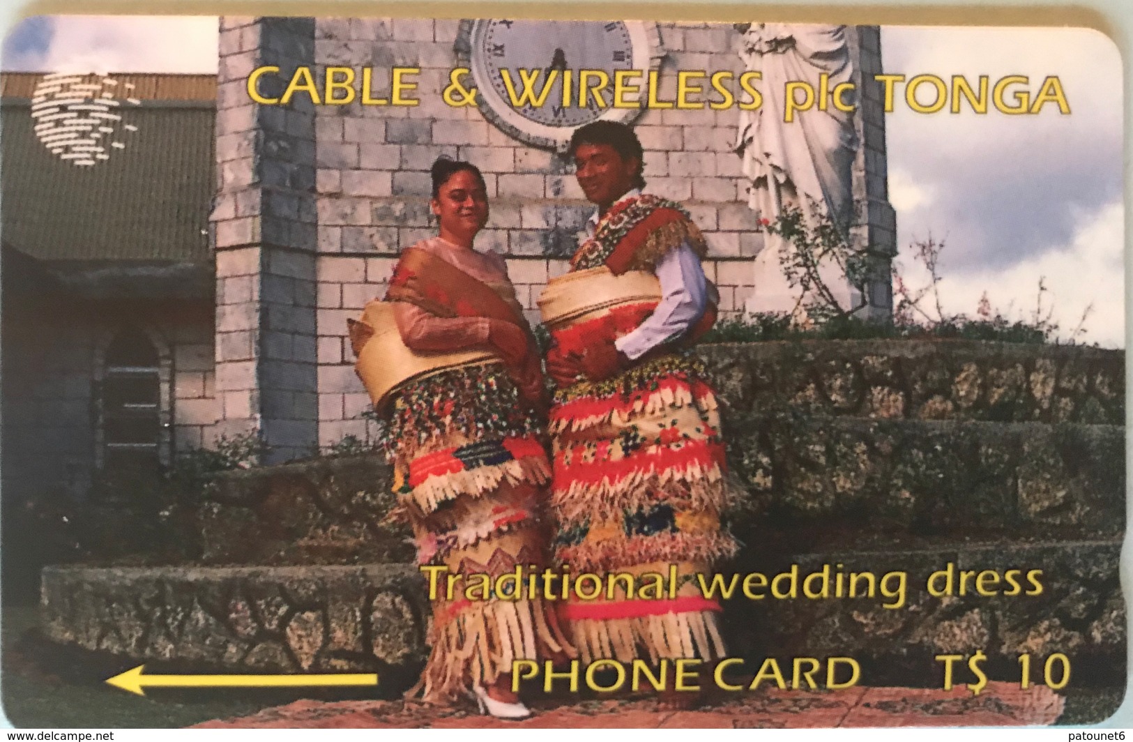 TONGA  -  Phonecards  - Cable § Wireless  - Tradition Wedding Dress  -  T$10 - Tonga