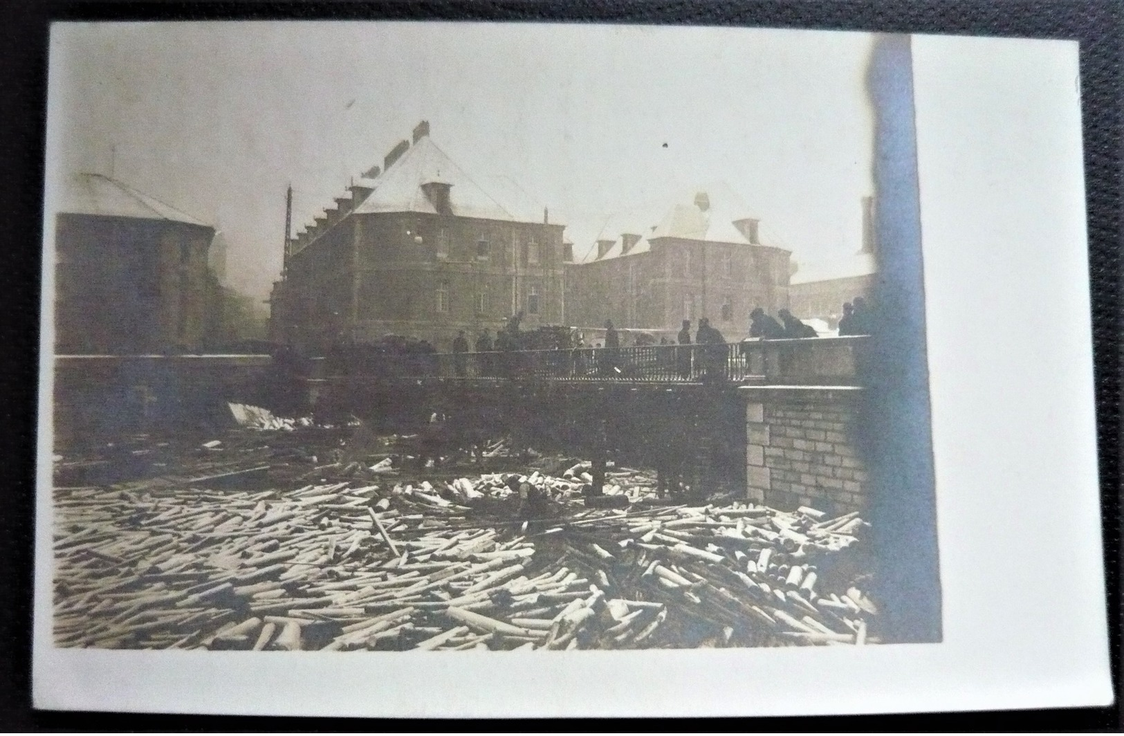 25 - BESANCON -  Les Innondations De 1910 - Carte Photo - Innondation - Doubs - Besancon