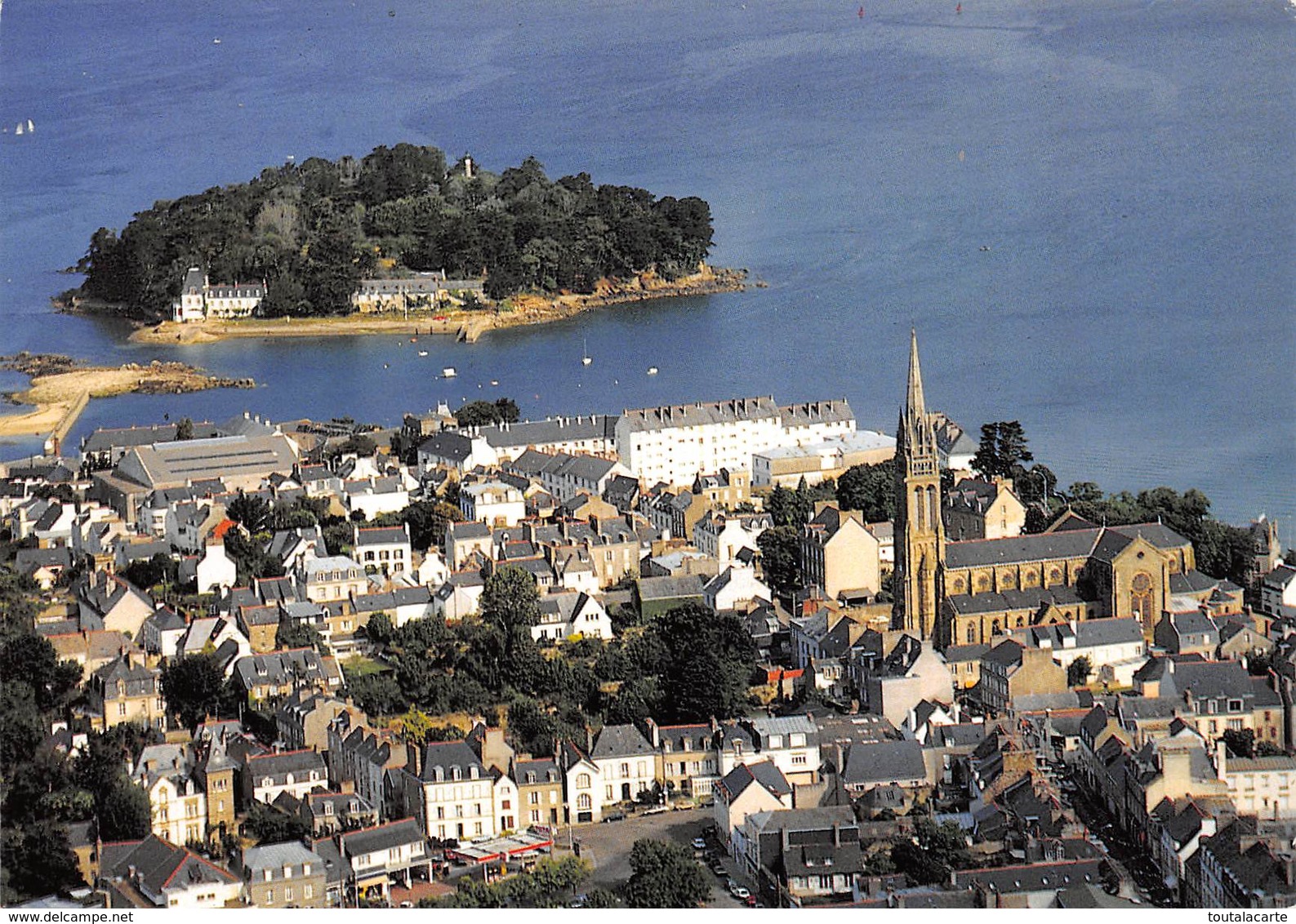 CPSM 29  DOUARNENEZ TREBOUL LE CENTRE VILLE ET L ILE TRISTAN       Grand Format  15 X 10,5 Cm - Tréboul