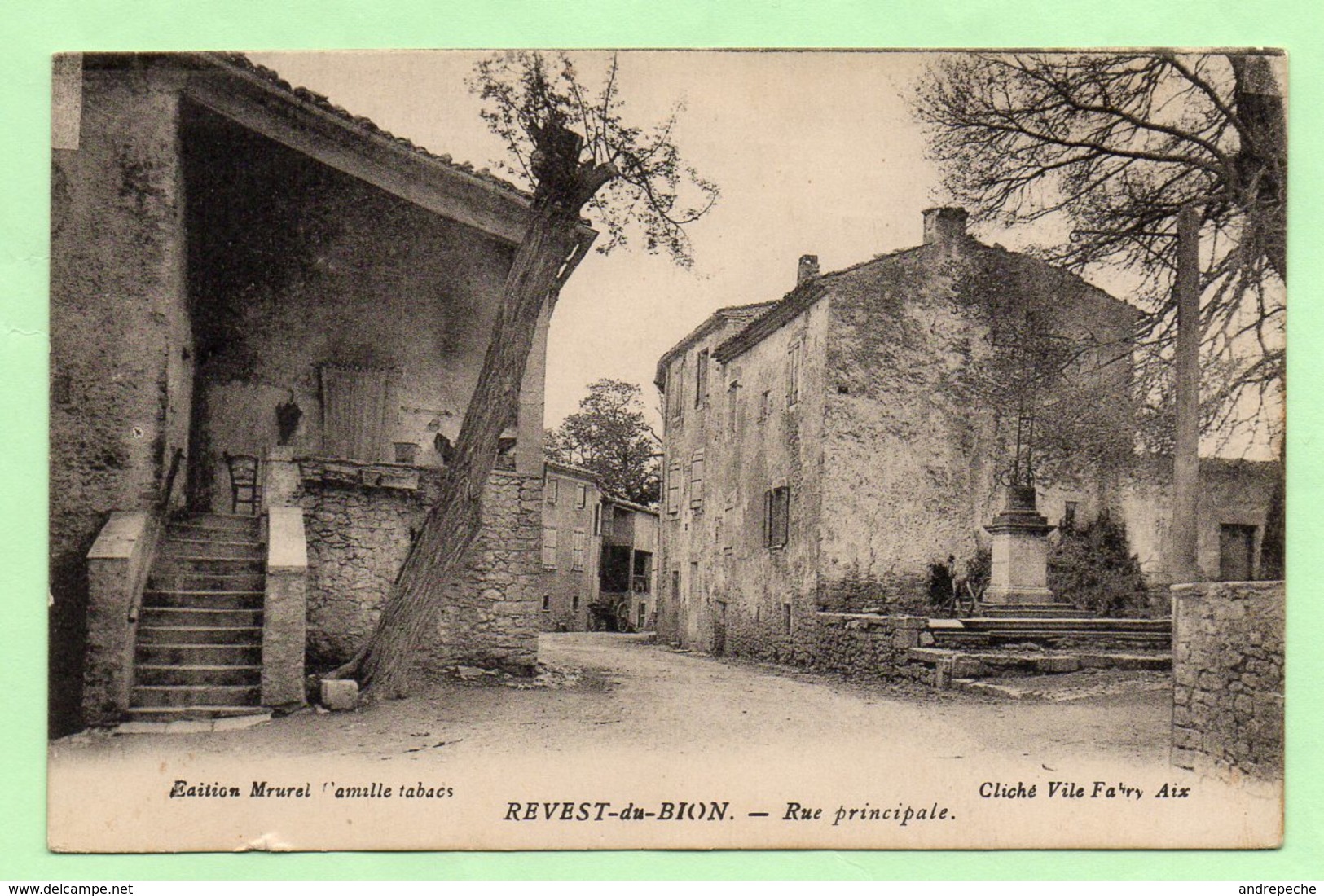 CPA - REVEST-du-BION - Rue Principale - - Autres & Non Classés