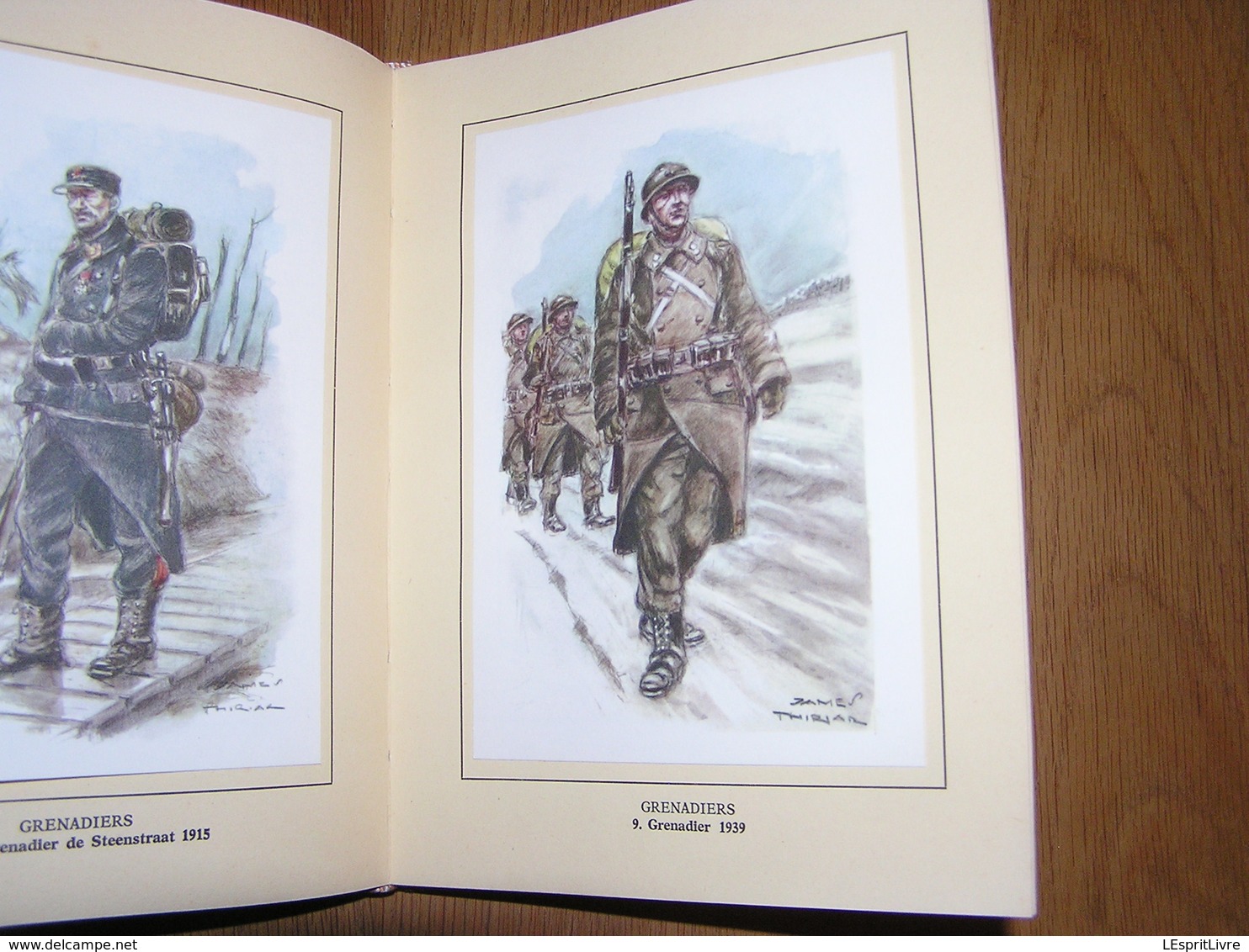 UNIFORMES BELGES Tome 1 Illustrations James Thiriar Album Chromos Historia Guerre 14 18 40 45 Gendarmerie Infanterie