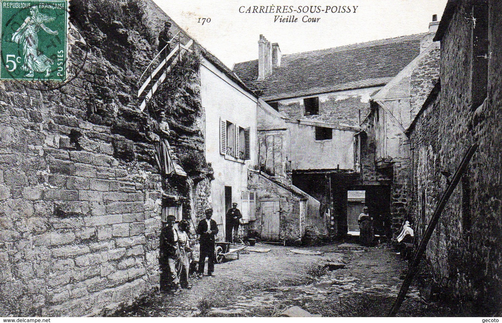 Vieille Cour En 1909 - Carrieres Sous Poissy