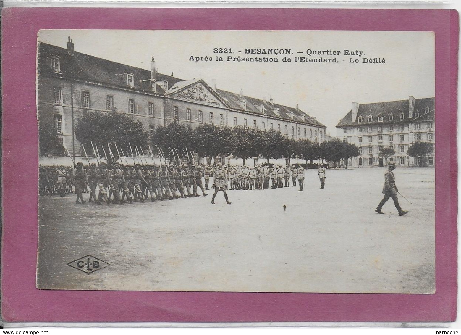 25.-  BESANÇON  .-  Quartier RUTY  .Après La Présentation De  L' Etendard  - Le Défilé - Besancon