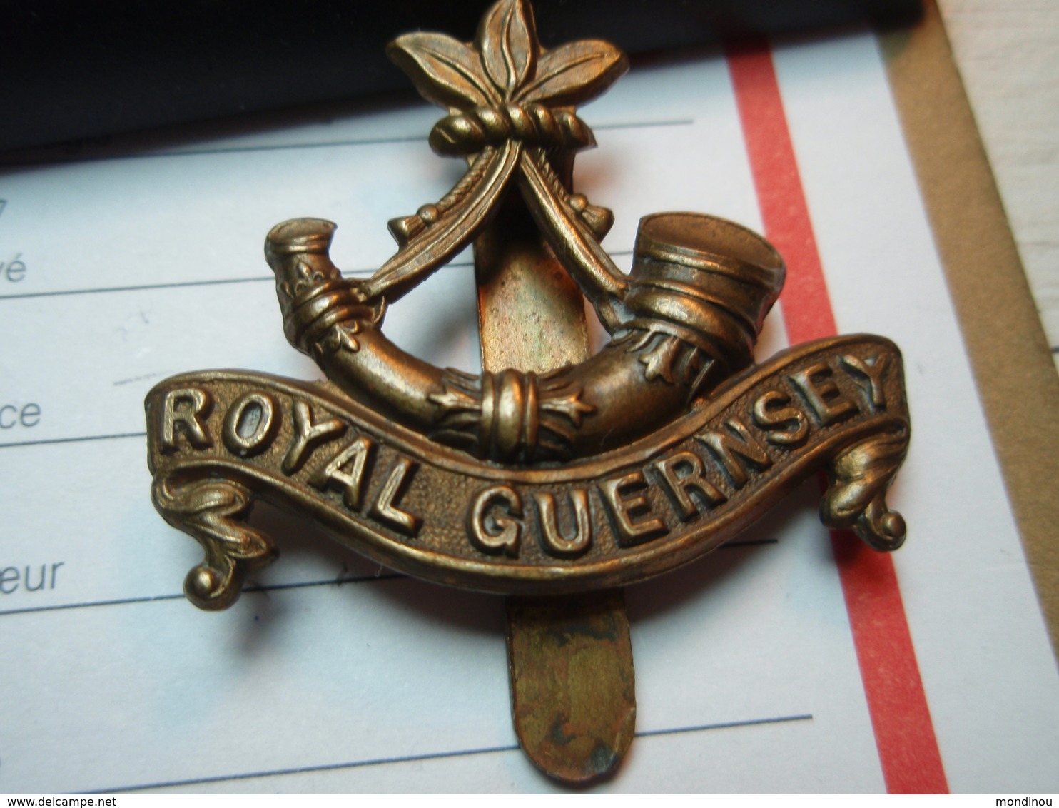 Cap Badge ROYAL GUERNSEY 1914-1918. WW1 - 1914-18