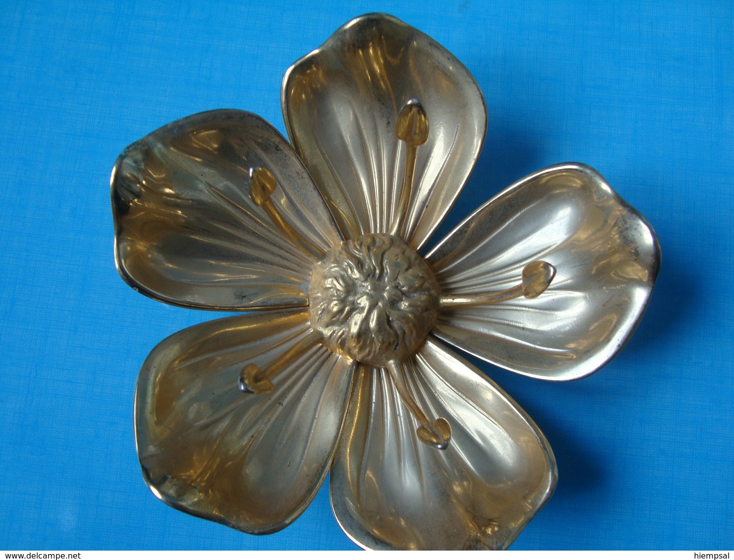 Cendrier Fleur Laiton - Pétales Amovibles  Doré   Art  Nouveau . - Metal