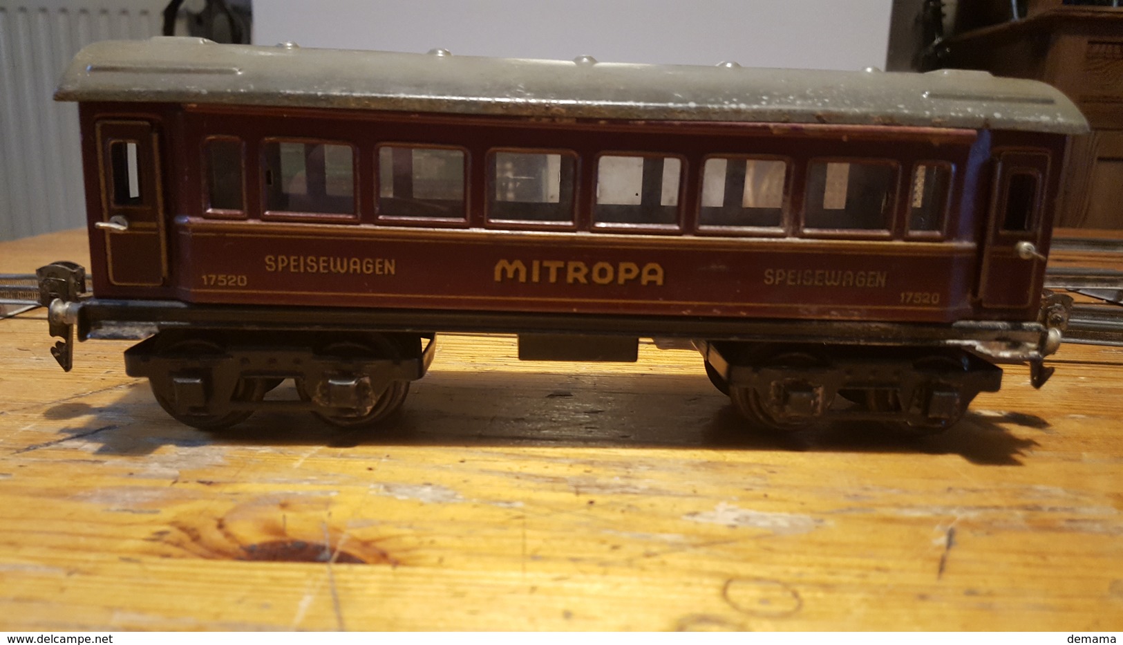 Märklin, oud, 3 wagons spoorbreedte 35 mm