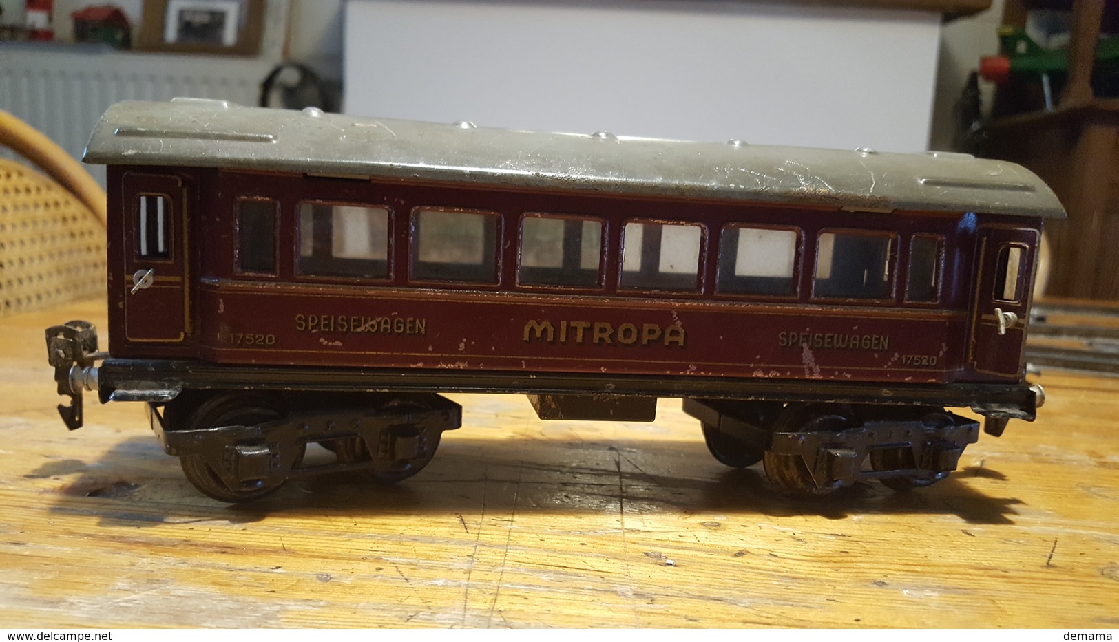 Märklin, oud, 3 wagons spoorbreedte 35 mm