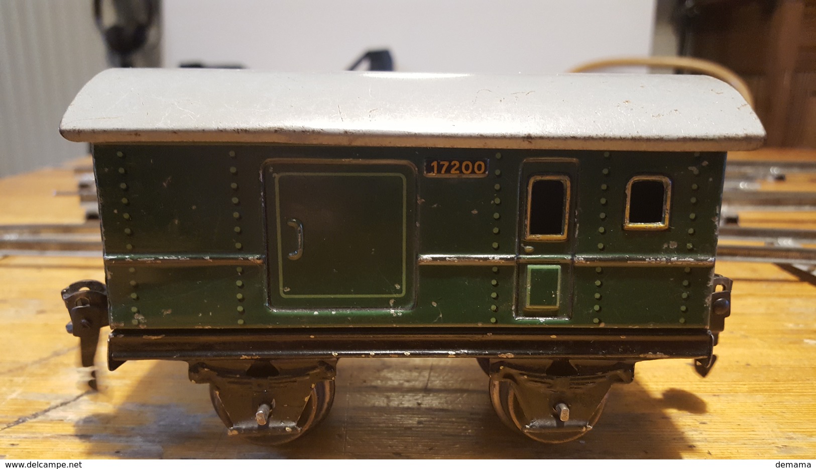 Märklin, oud, 3 wagons spoorbreedte 35 mm