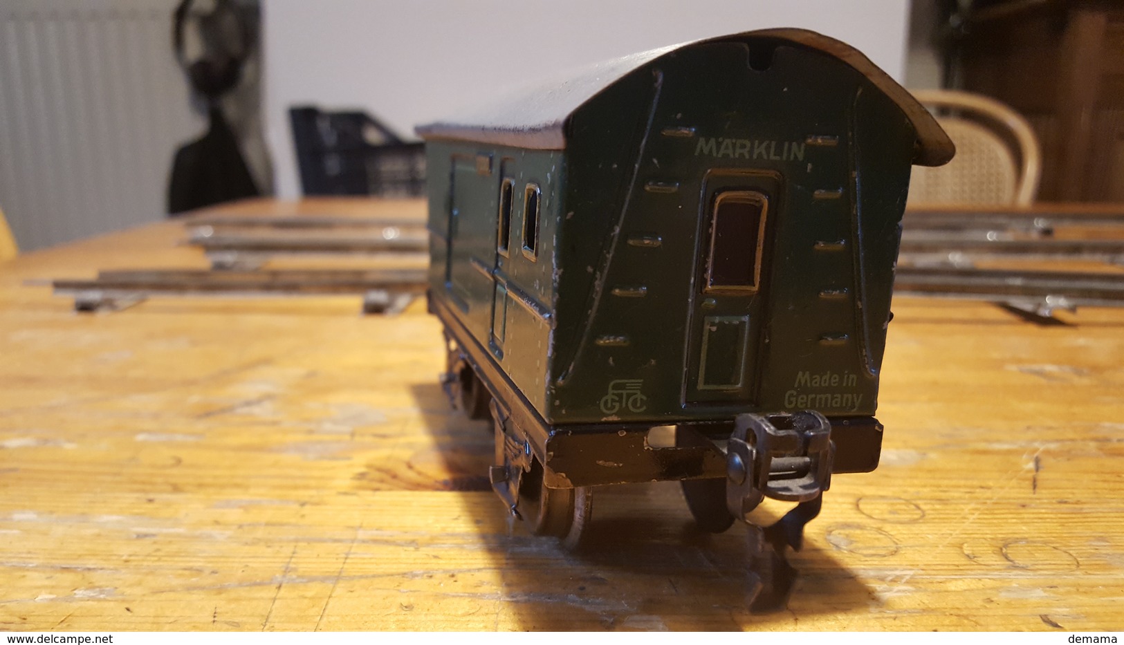 Märklin, oud, 3 wagons spoorbreedte 35 mm