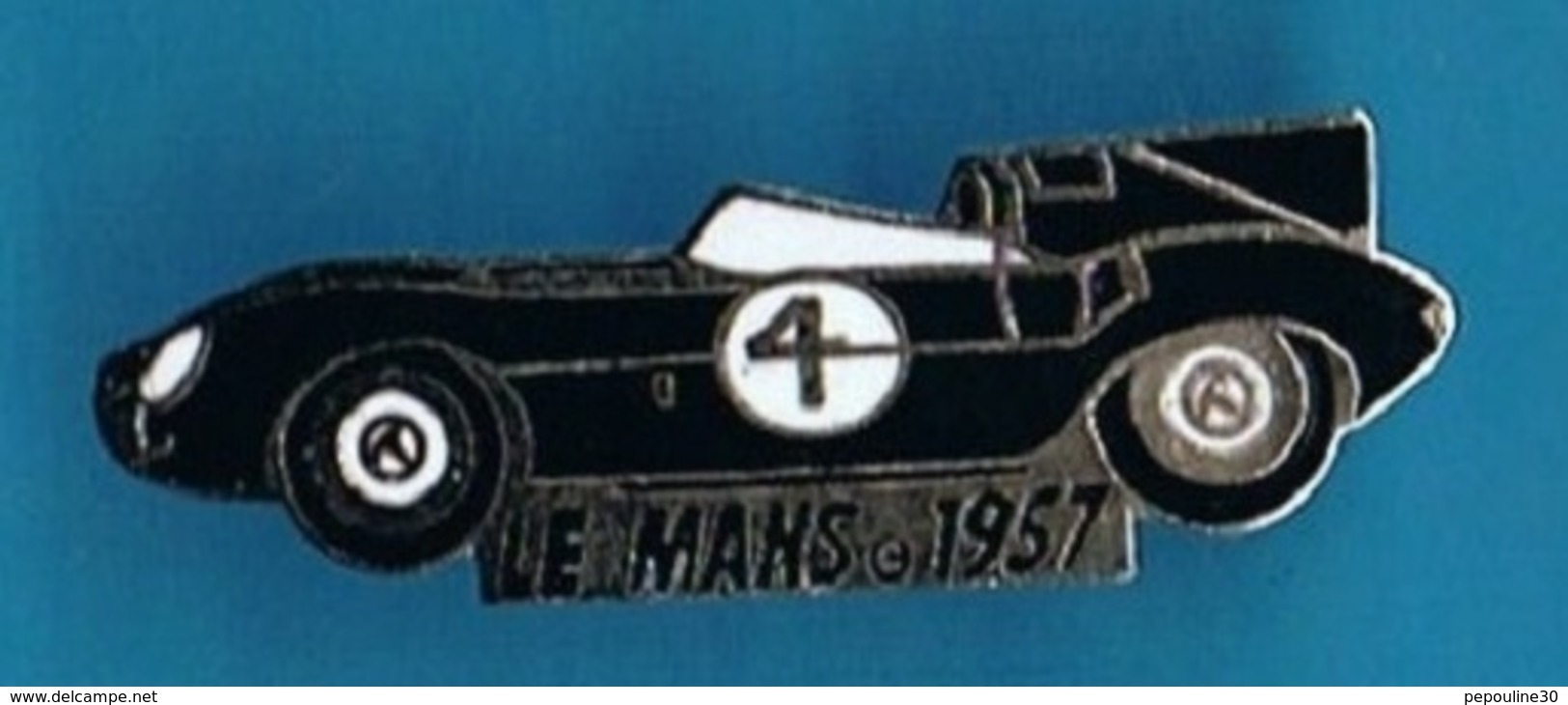 PIN'S //  ** LE MANS / 1957 / JAGUAR TYPE D /  N° 4 / PILOTES Ron FLOCKHART & Ivor BUEB ** - Jaguar