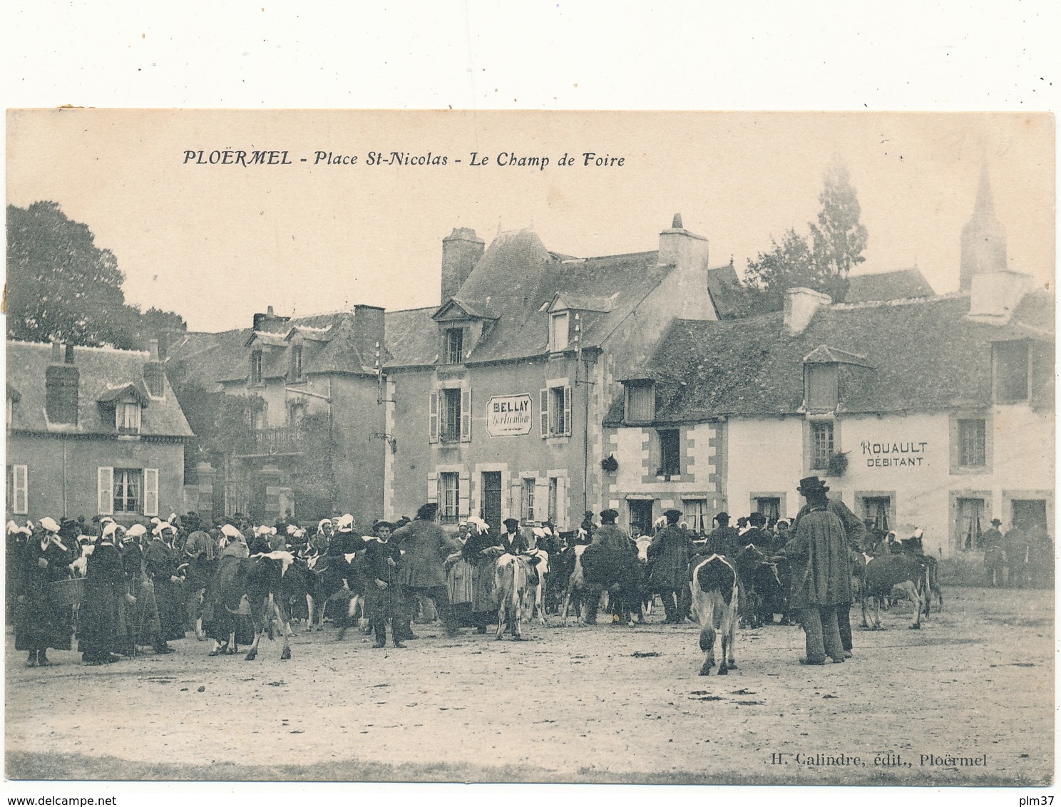 PLOERMEL - Place St Nicolas, Le Champ De Foire - Ploërmel