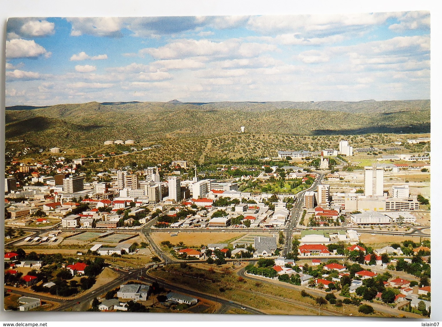 Carte Postale : NAMIBIA : WINDHOEK, General View - Namibië