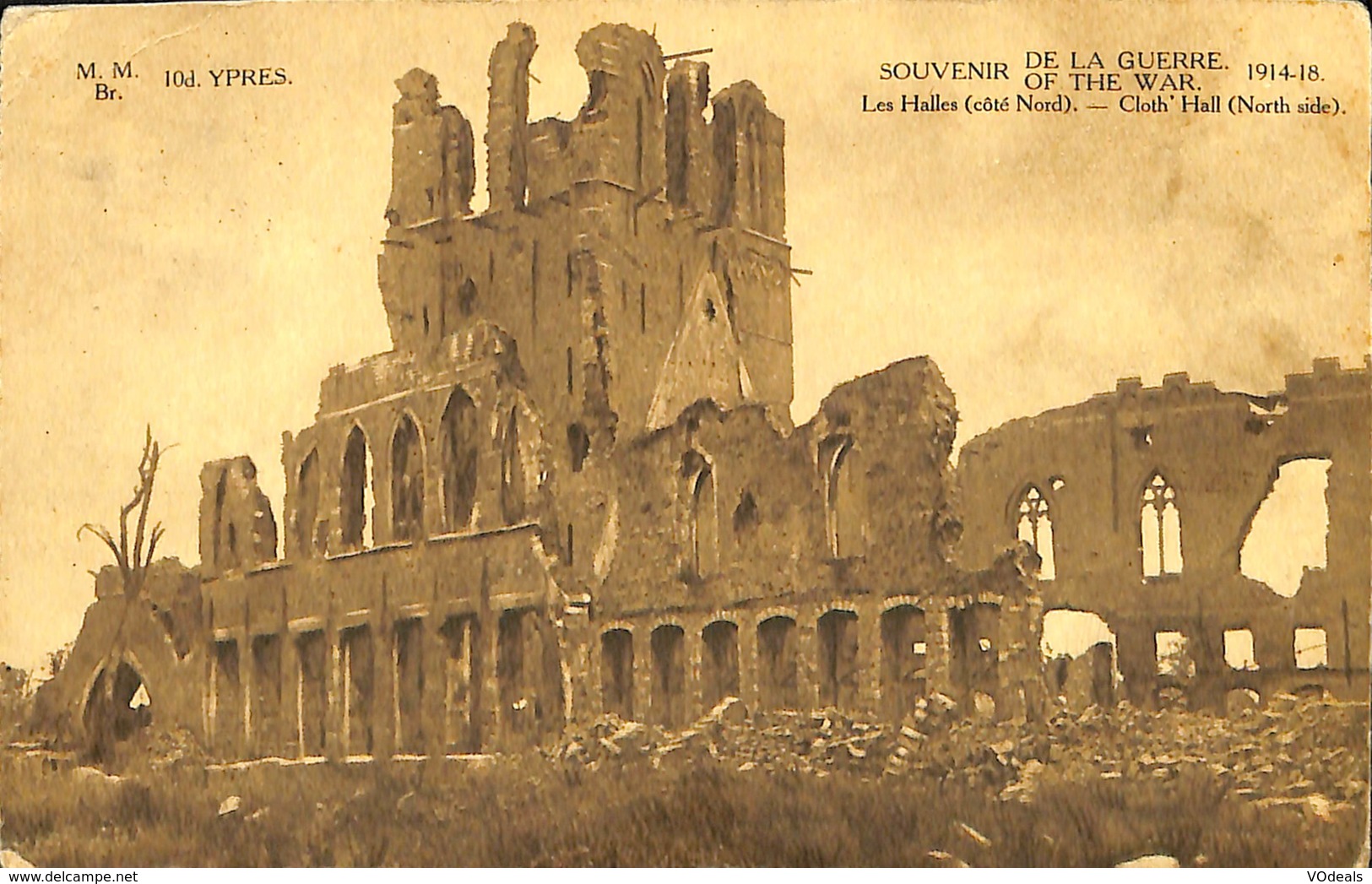 CPA - Belgique - Ieper - Ypres - Les Halles - Ieper