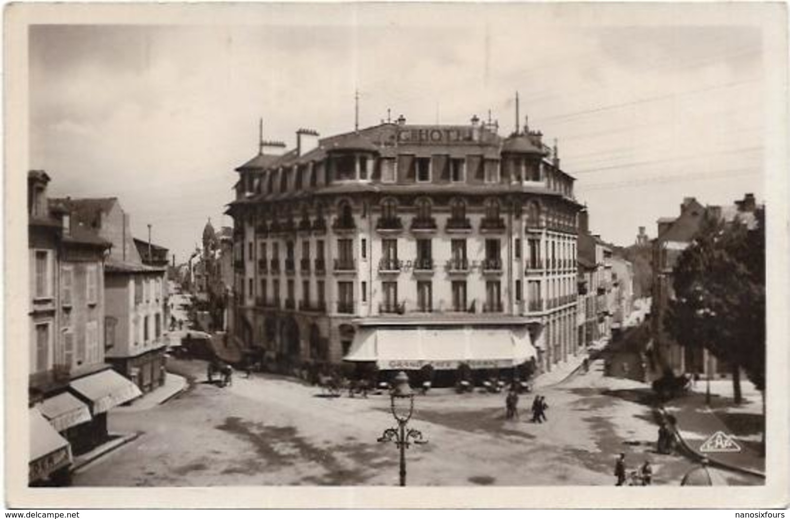 65. TARBES.   PLACE DE VERDUN - Tarbes