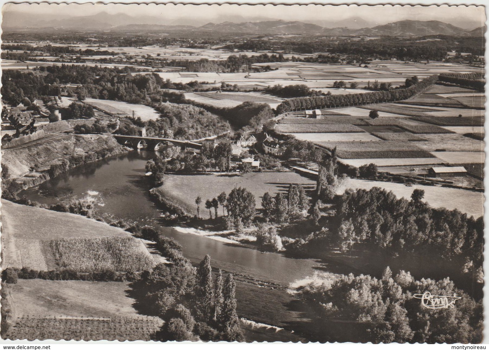 Pyrénées  Atlantique :   NAVARRENX : Vue  Aérienne , Le  Pont Sur Le  Gave  D ' Oléron  , 1954 - Otros & Sin Clasificación