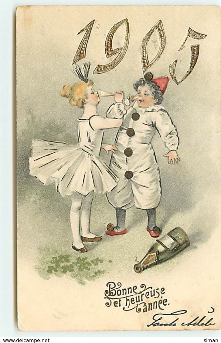 N°14537 - Carte Gaufrée - Bonne Et Heureuse Année 1905 - Pierrot Et Colombine Buvant Du Champagne - Anno Nuovo