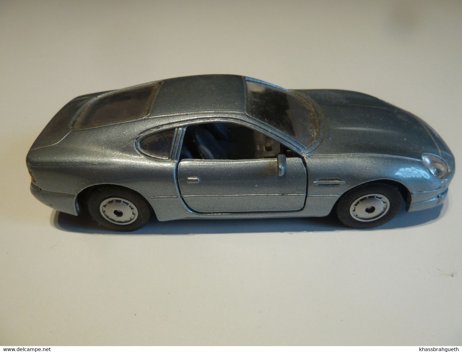 ASTON MARTIN DB 7 . MAISTO (1/40) - Maisto