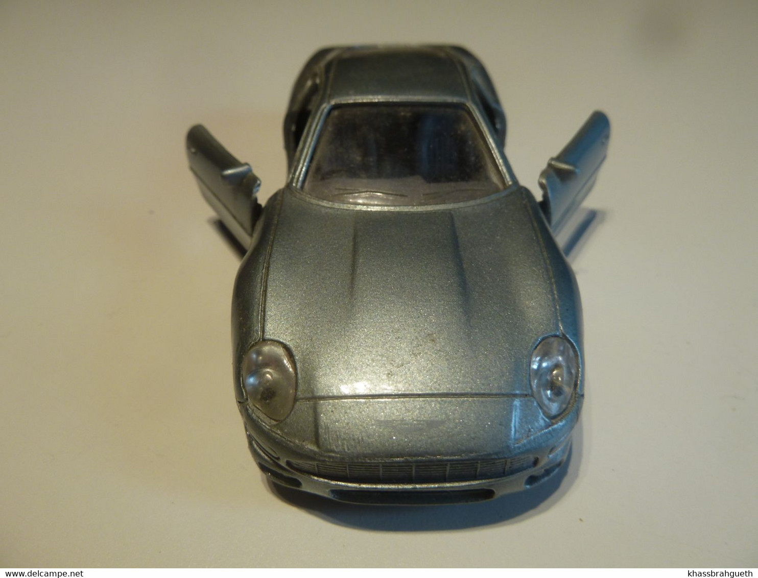 ASTON MARTIN DB 7 . MAISTO (1/40) - Maisto