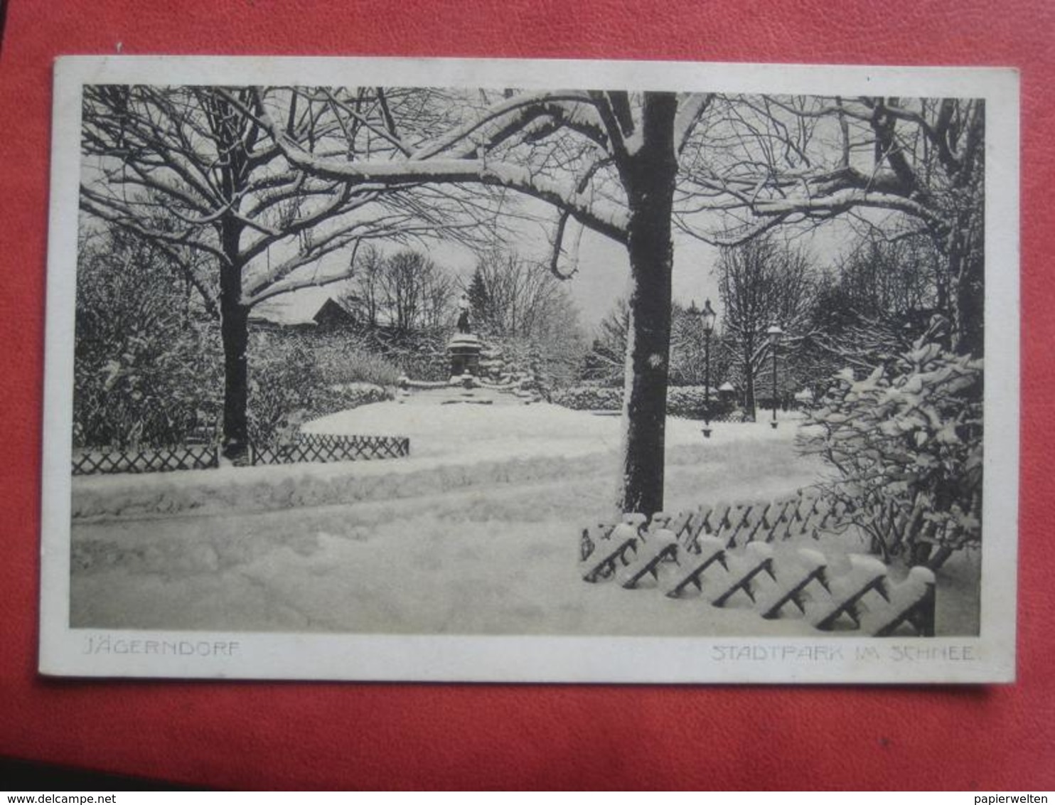 Krnov / Jägerndorf - Stadtpark Im Schnee / Denkmal Kaiser Josef II - Tchéquie