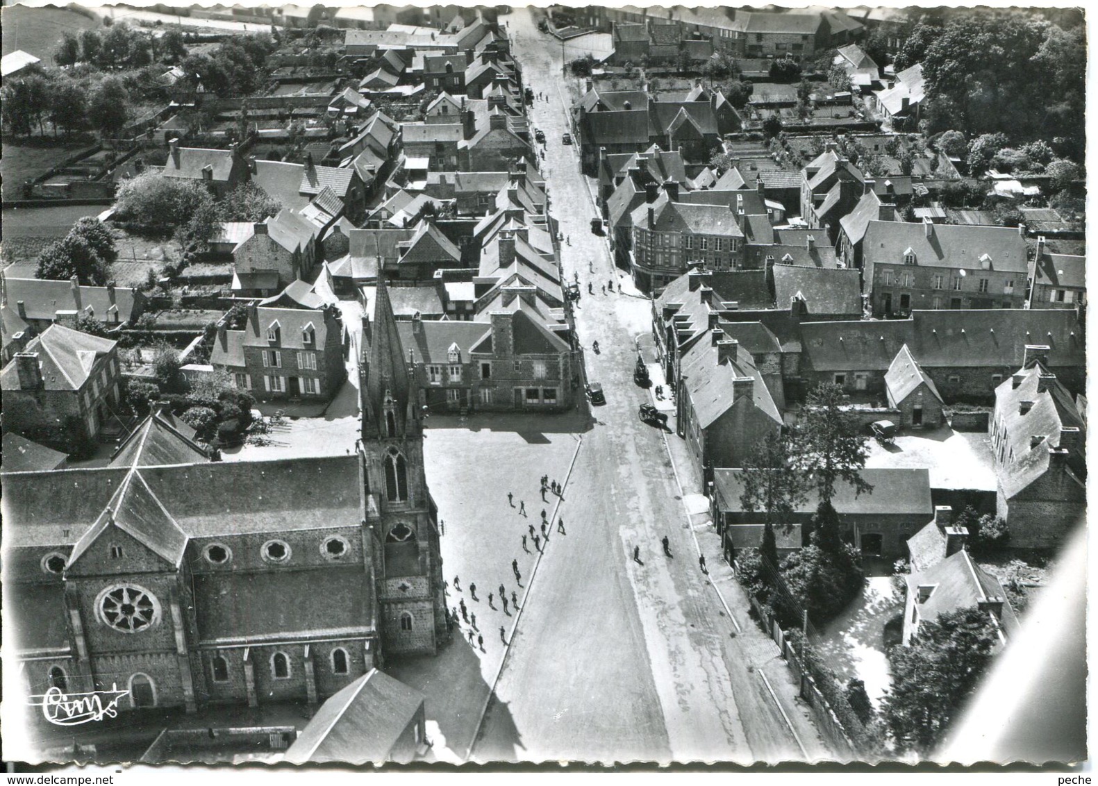 N°4793 T -cpsm Landivy -vue Générale- - Landivy