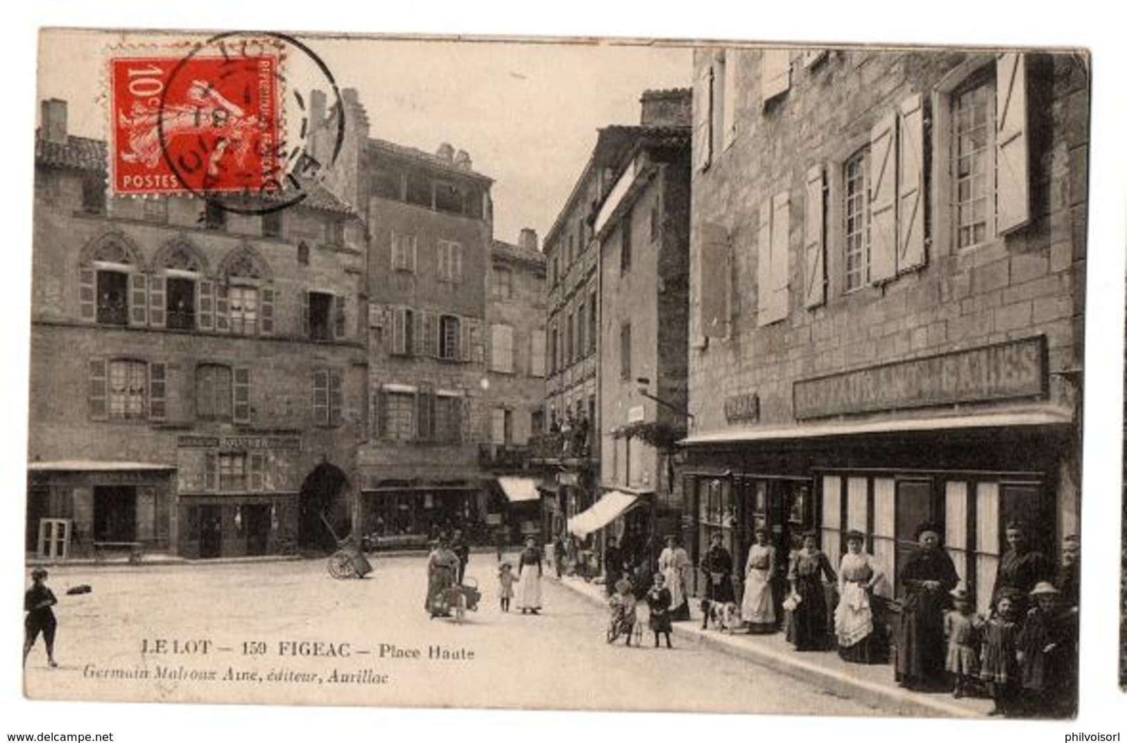 FIGEAC PLACE HAUTE COMMERCES TRES ANIMEE - Figeac