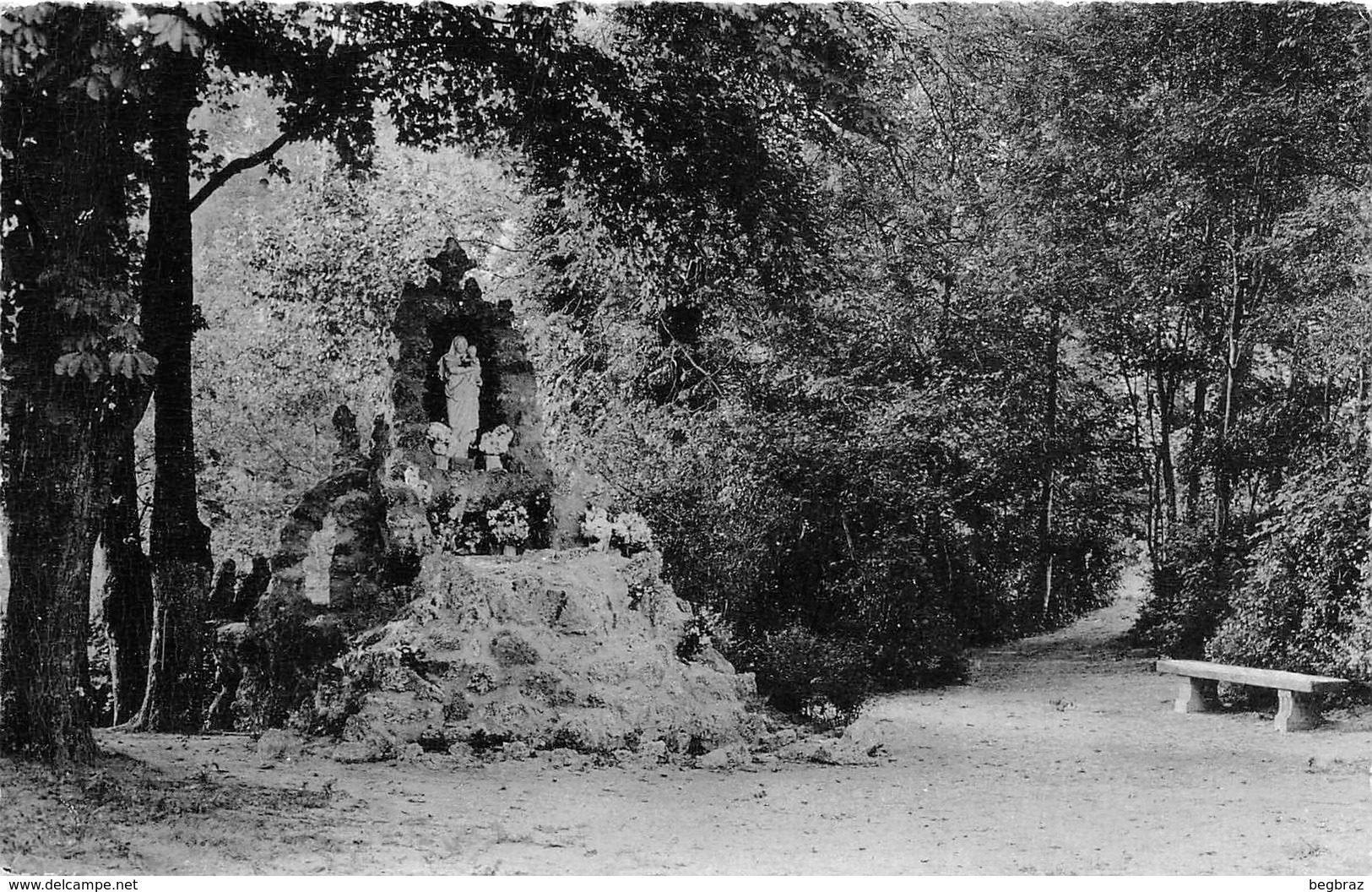 BAZANCOURT       GROTTE - Bazancourt