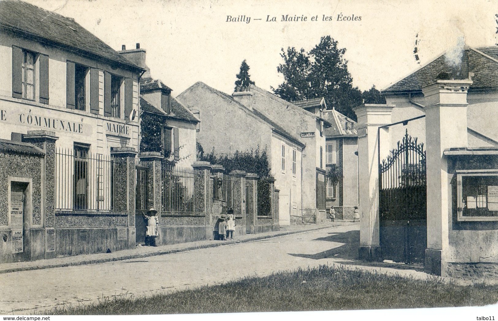 77 - Bailly - La Mairie Et Les écoles - Baillycarrois