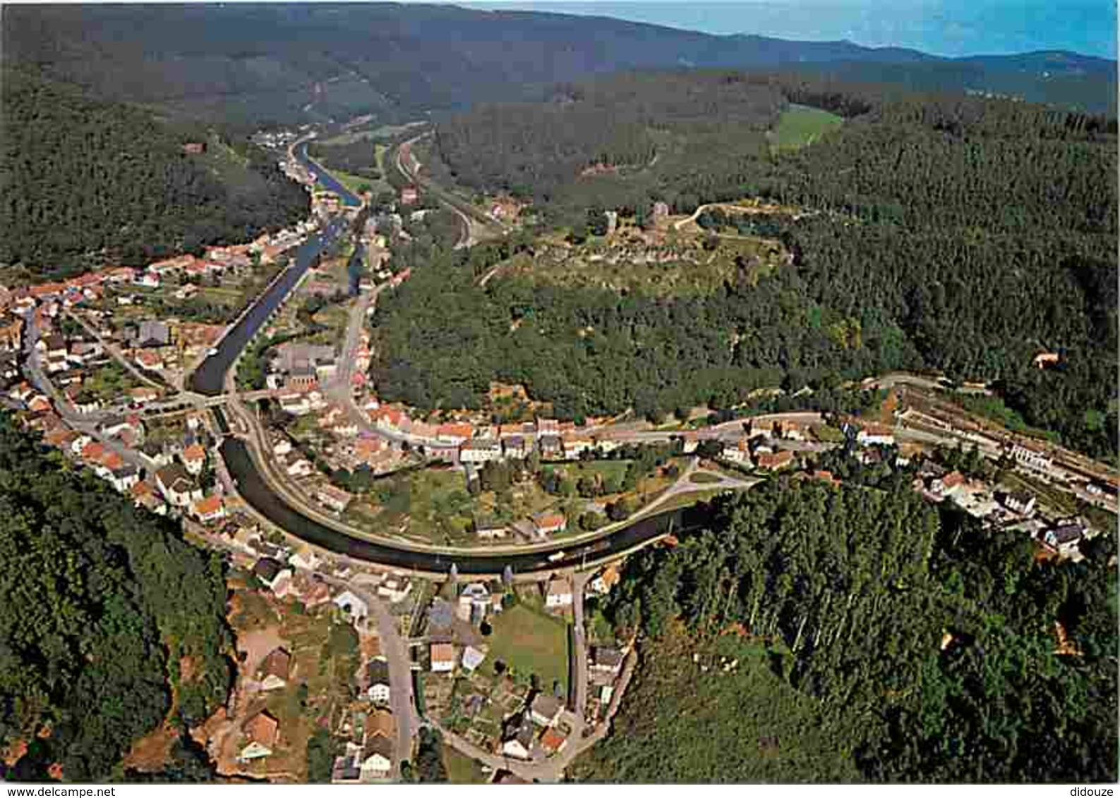 57 - Lutzelbourg - Vue Générale Aérienne - Voir Scans Recto-Verso - Autres & Non Classés